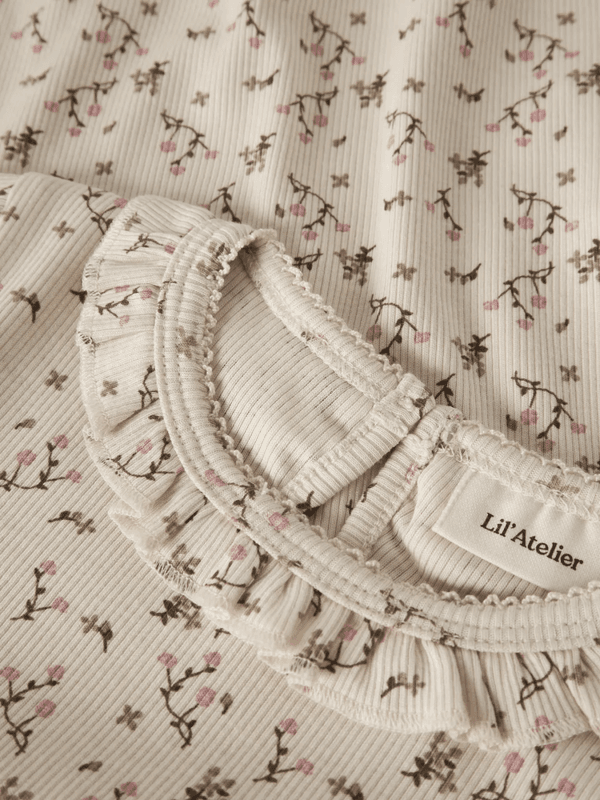 Lago Slim Top -  Turtledove Rose Flower 